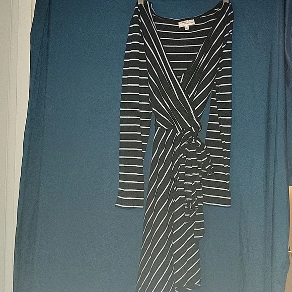 Allison Brittney | Dresses | Black Dress White Horizontal Lines Allison  Brittney Size Large | Poshmark